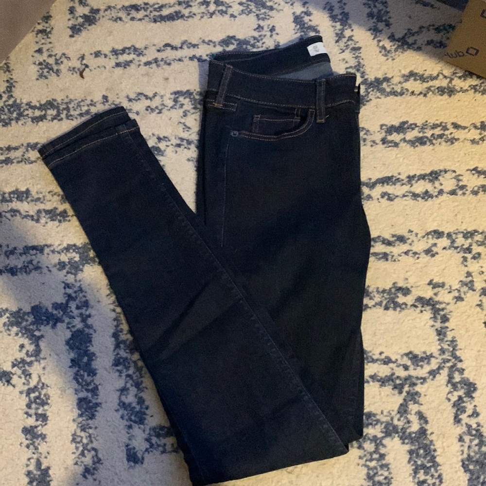 Dark wash Abercrombie & Fitch skinny jeans